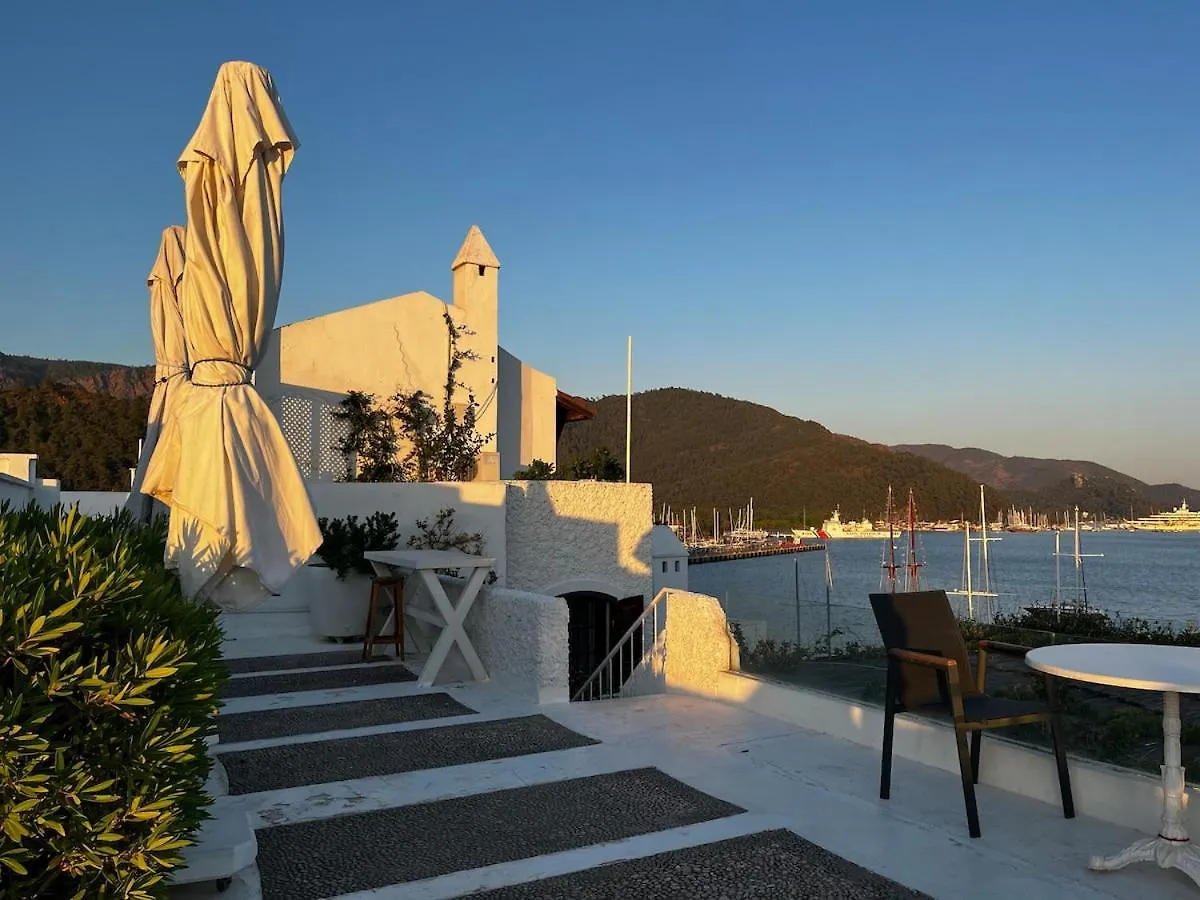 Daire Castle81Homes White , Sea View House Marmaris